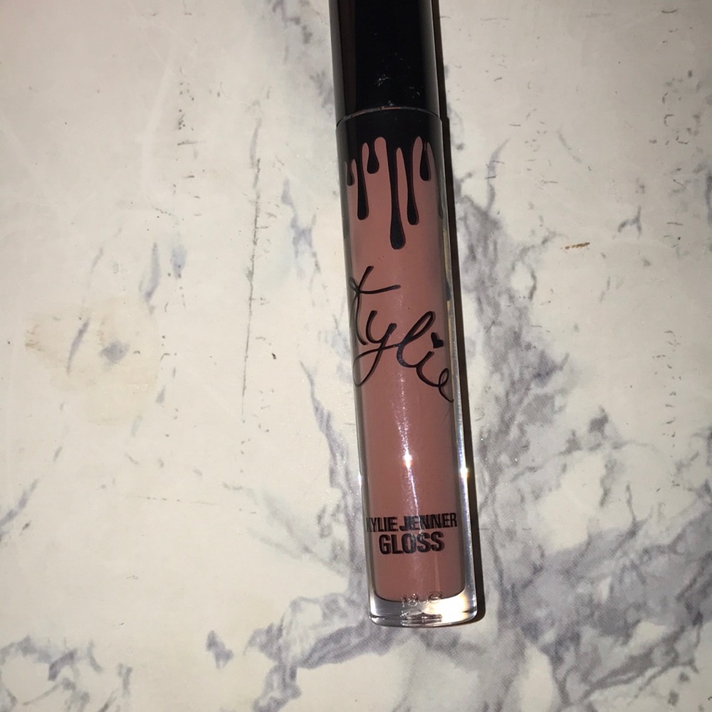 KYLIE COSMETICS LIPGLOSS